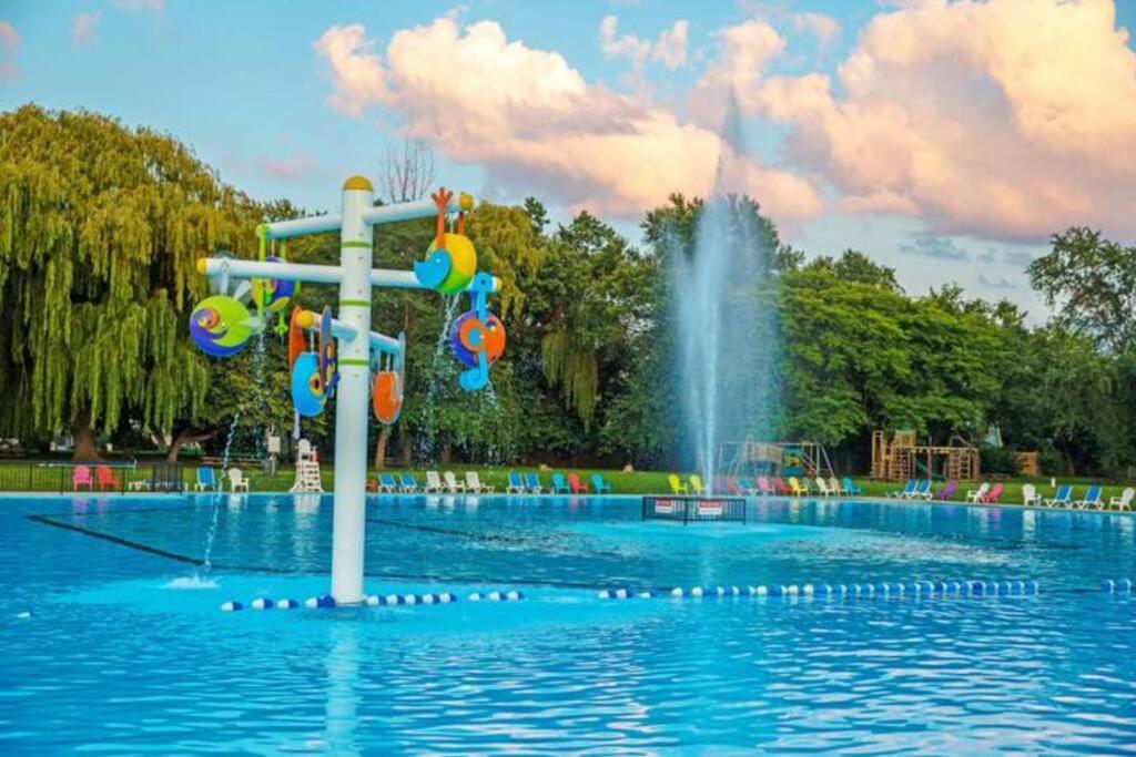 Subu'S Paradise In Niagara Экстерьер фото